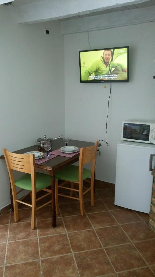 Apartmani Bartulasi Roč Buitenkant foto