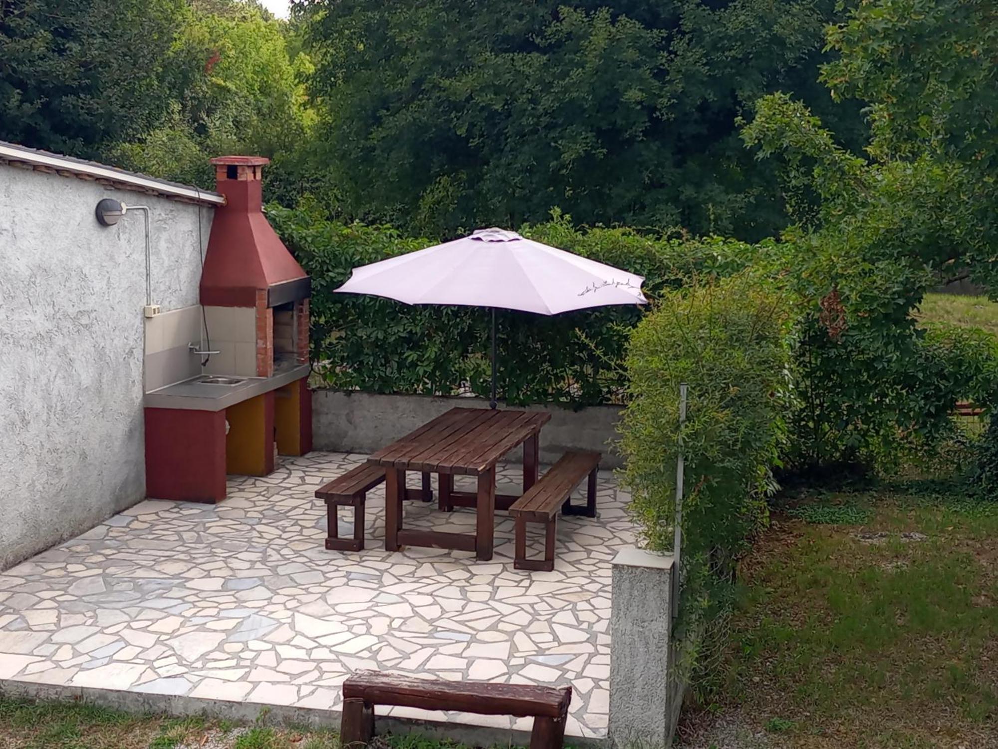 Apartmani Bartulasi Roč Buitenkant foto